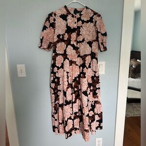 Dark Floral Print Buttoned Tiered Midi Dress